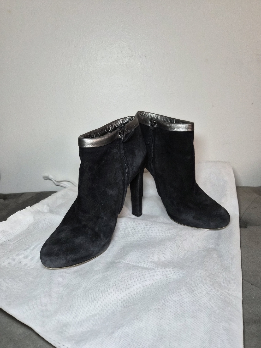 Vintage Fendi Black Suede High-Heel Ankle Boots with Metallic Trim 39 - Picture 2 of 16